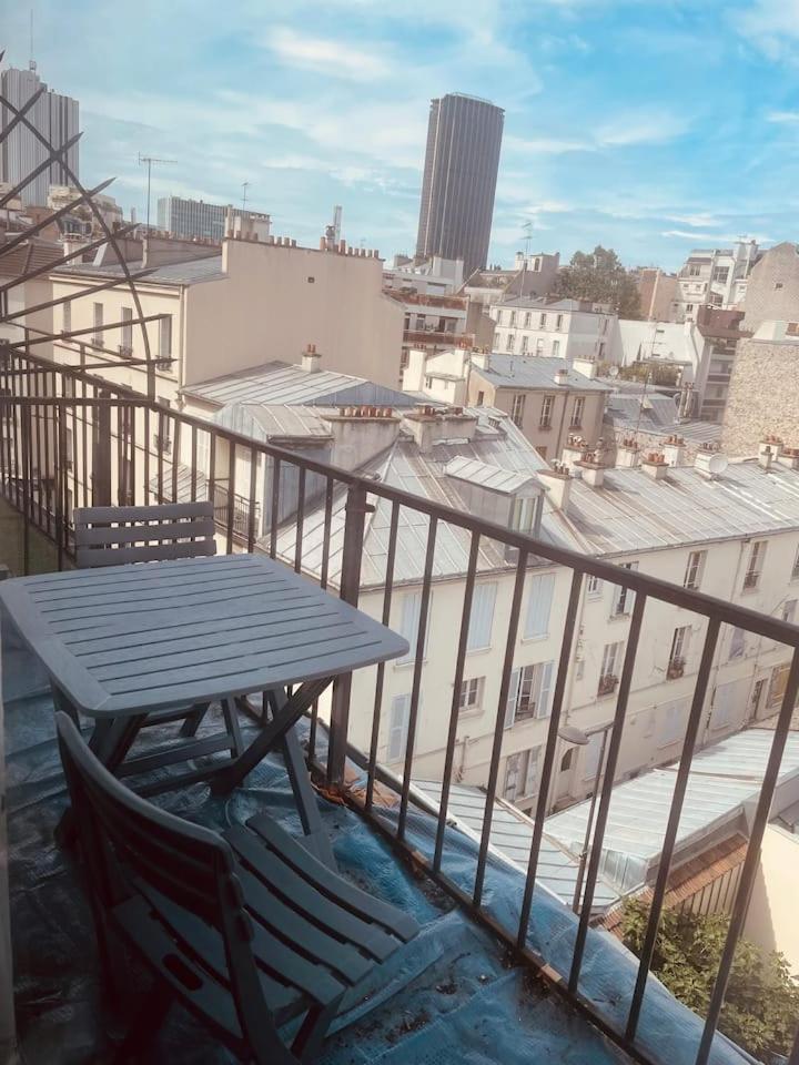 Beautiful & Terrace Montparnasse Apartment Paris